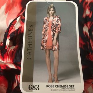 Robe and chemise ( night grown )